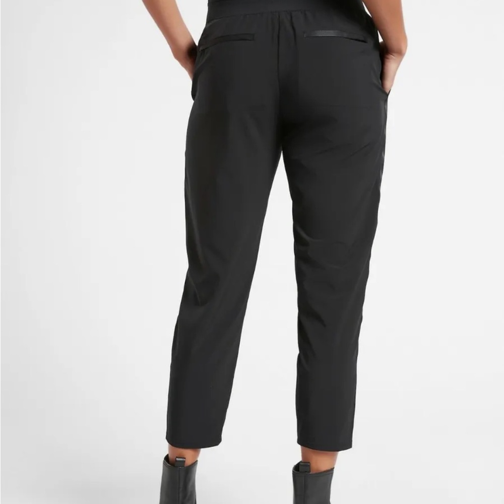 Athleta Nolita Slim Tapered Crop Pant Black Size 16T